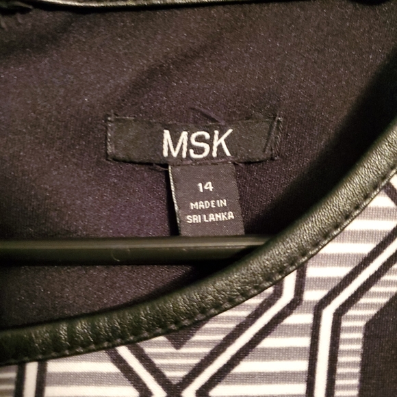 MSK Geometric  Pattern Dress w/ Faux Leather Trin - Picture 5 of 5